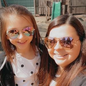 Meet your Posher, Kayla